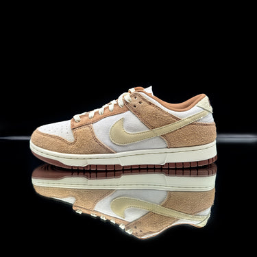 Nike Dunk Low Medium Curry