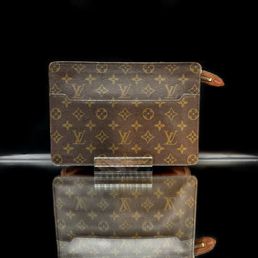 Louis Vuitton Monogram Clutch